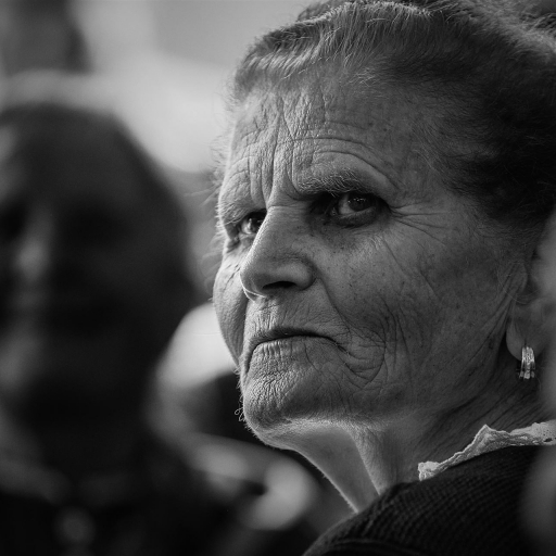 auch in der onlinegalerie #strkng zu finden Charakterköpfe